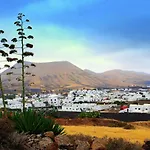 לינה וארוחת בוקר Hotelito El Campo