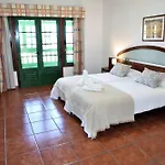 Hotelito El Campo 3*