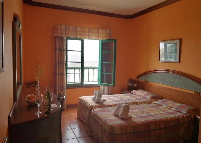 Hotelito El Campo Oda ve Kahvaltı 3*