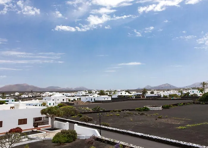 Hotelito El Campo Oda ve Kahvaltı 3*